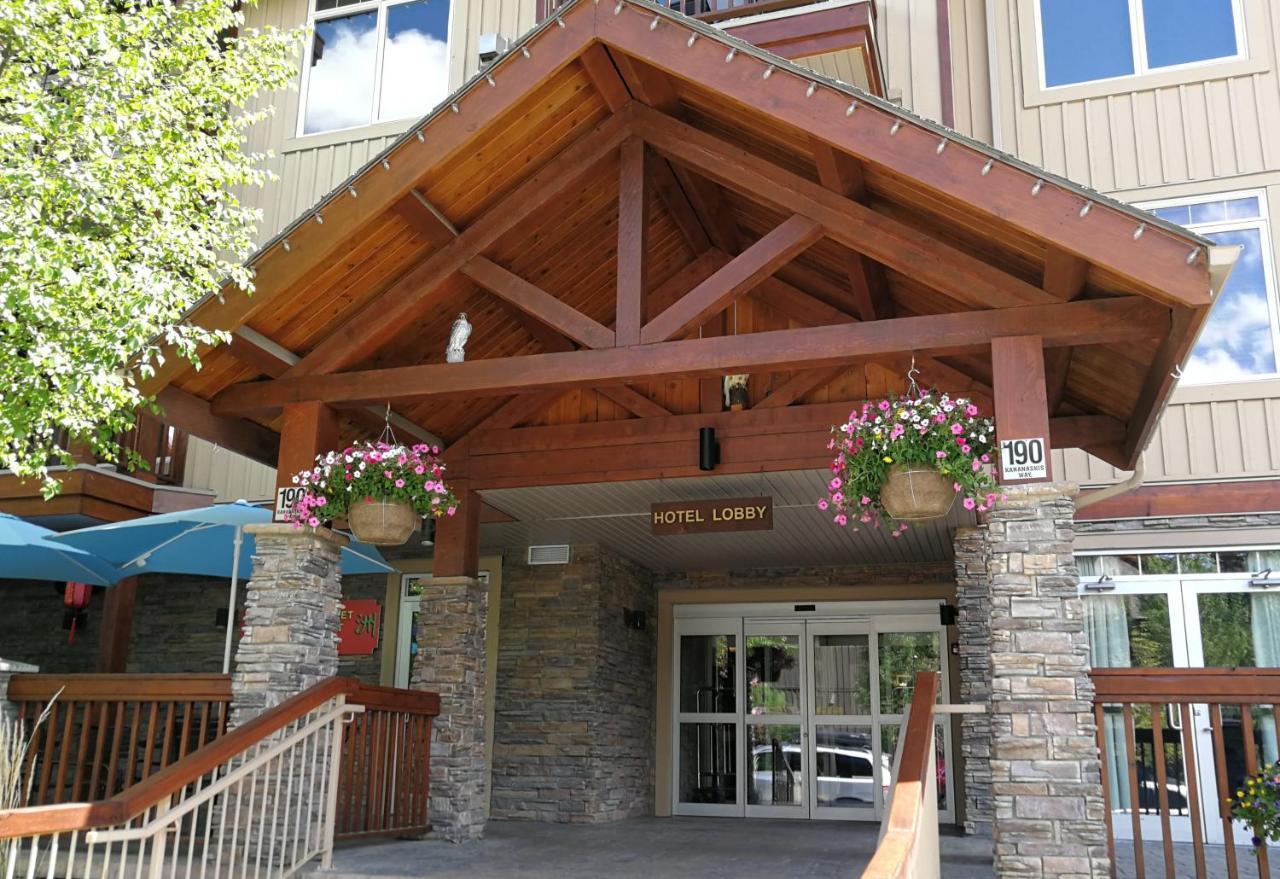 Sunny Tranquil Woods Turret In Falcon Crest Lodge Canmore Quarto foto